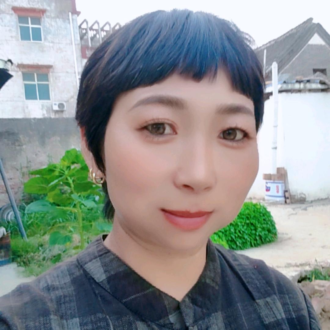 地摊萍姐