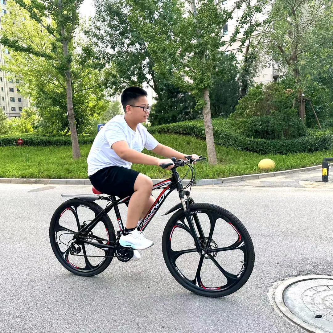 爱上清清的河水