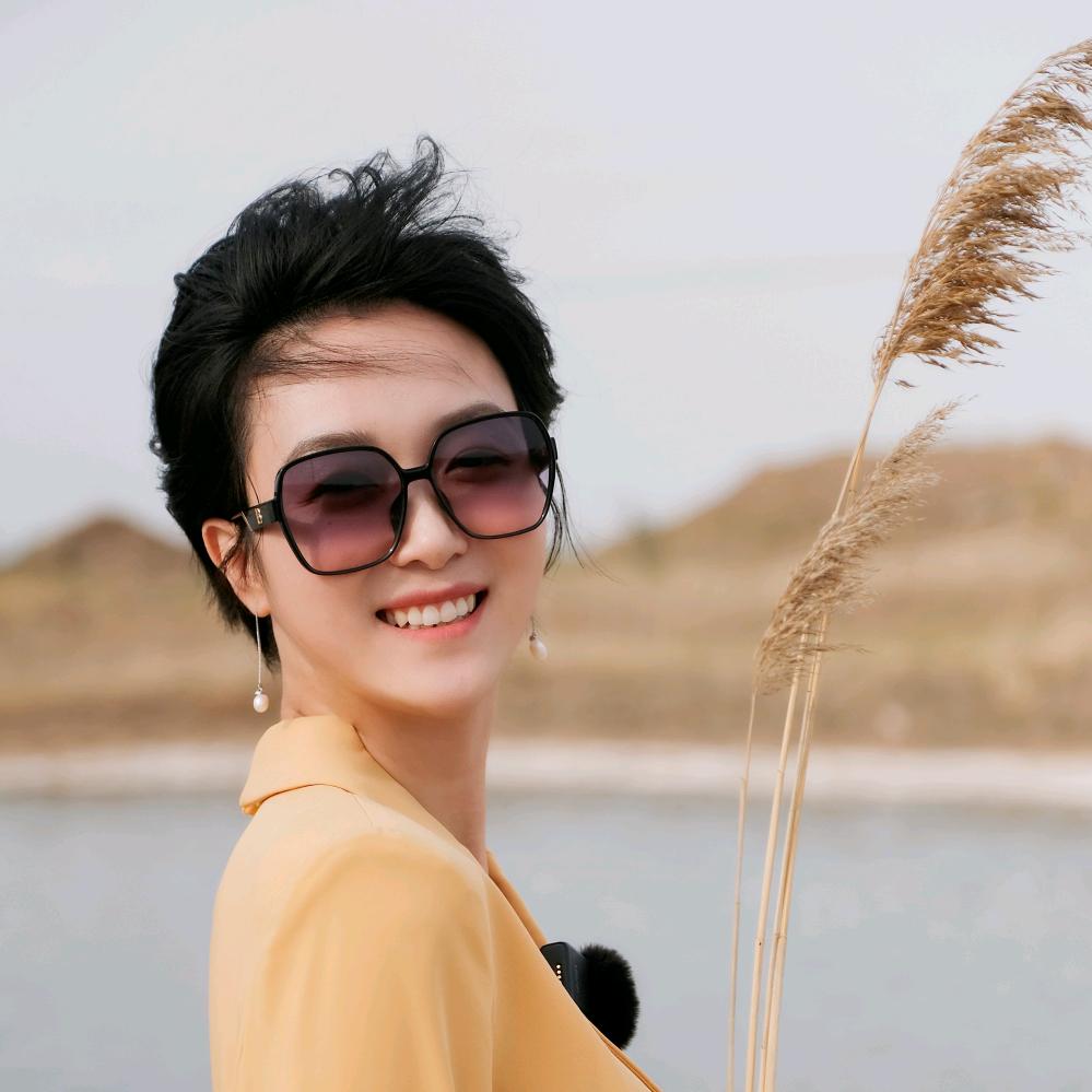 主持人武艺说人文