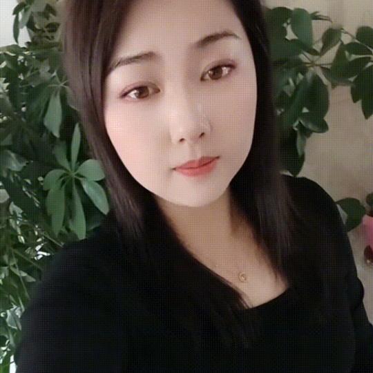乐乐【单身可私聊】