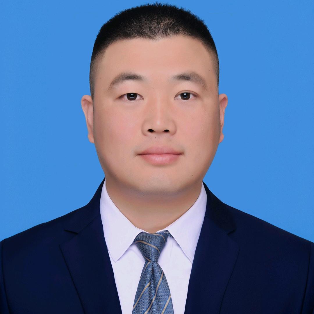 吕华东律师