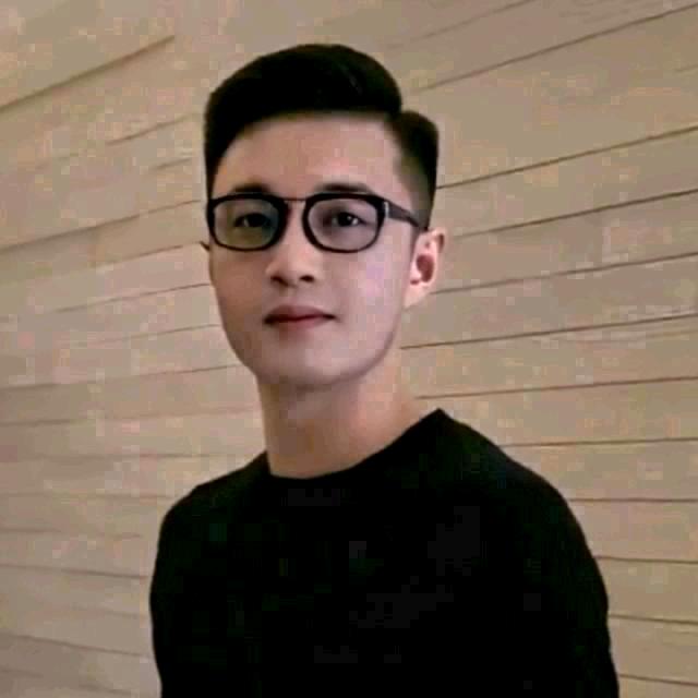 龚少
