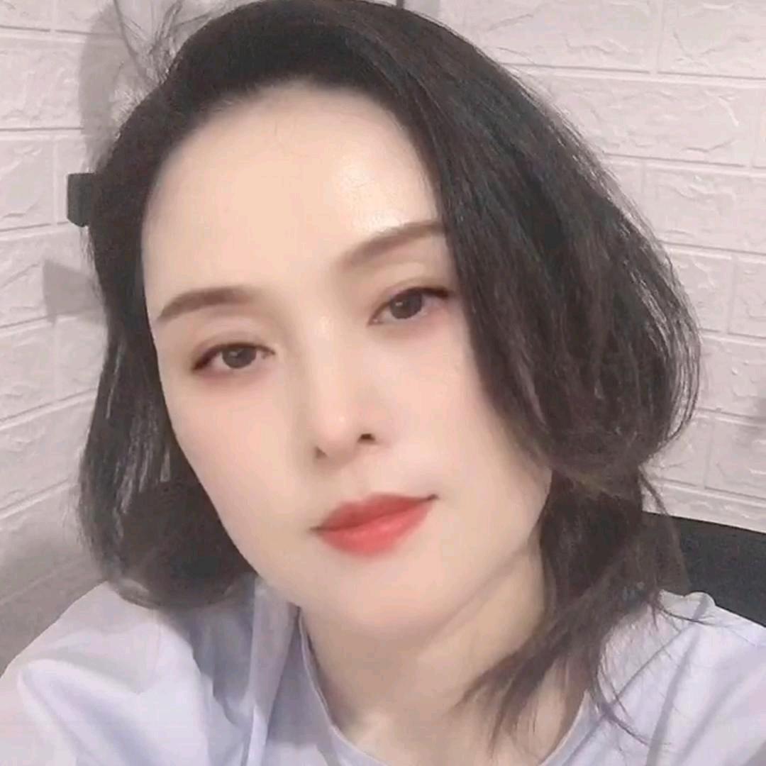 平桥大世界鞋城（第二印象男装）薇姐