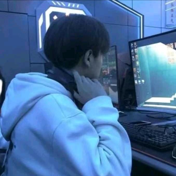 手握日月摘星辰