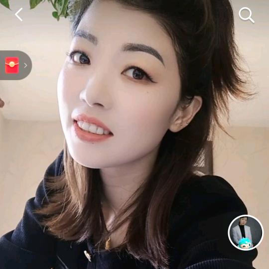 威宁建设西路贵人鸟