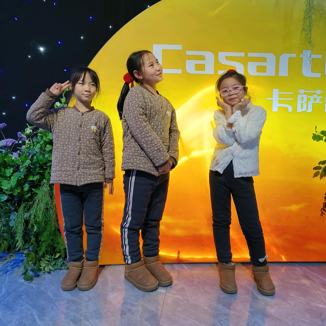 三个宝贝李美呀