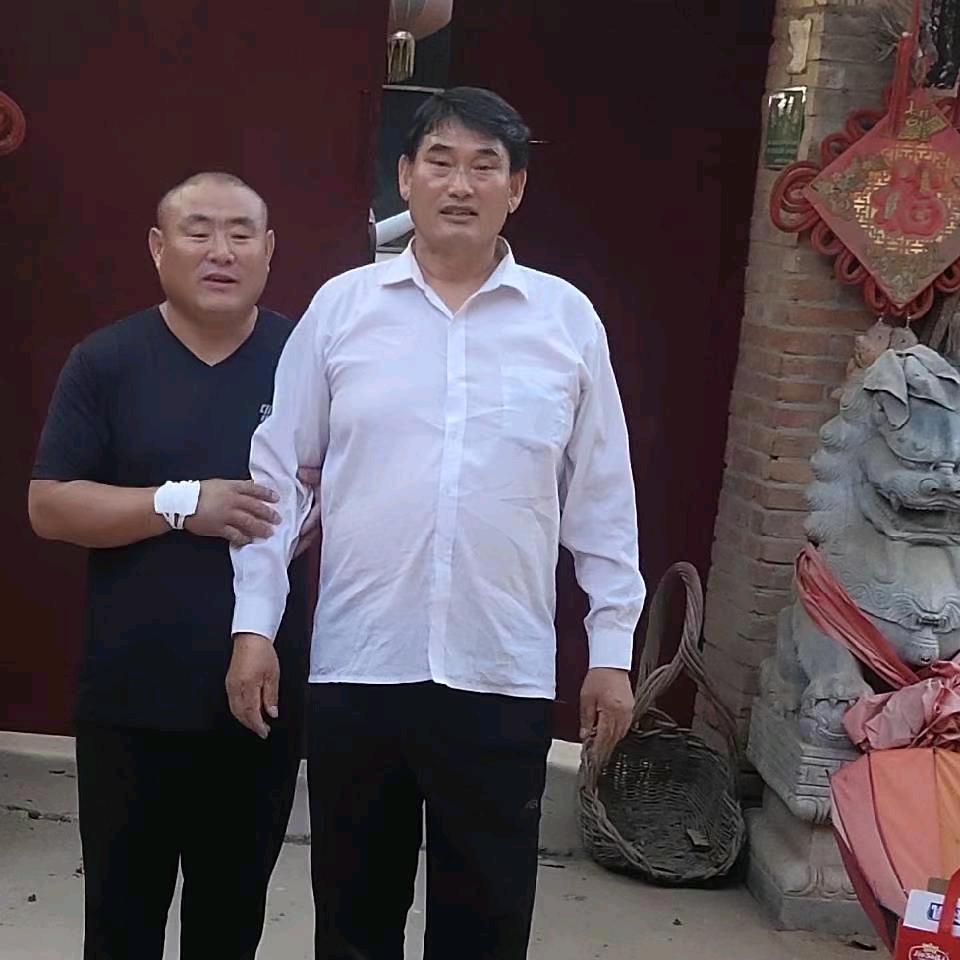 老扎弄两句