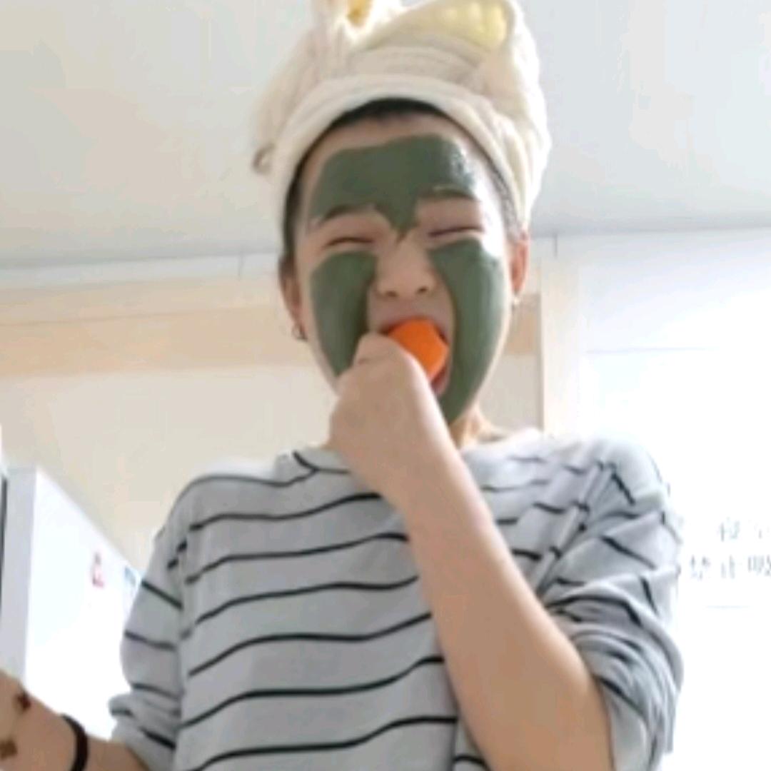 ￴￴￴ ￴小￴￴赵涵涵涵