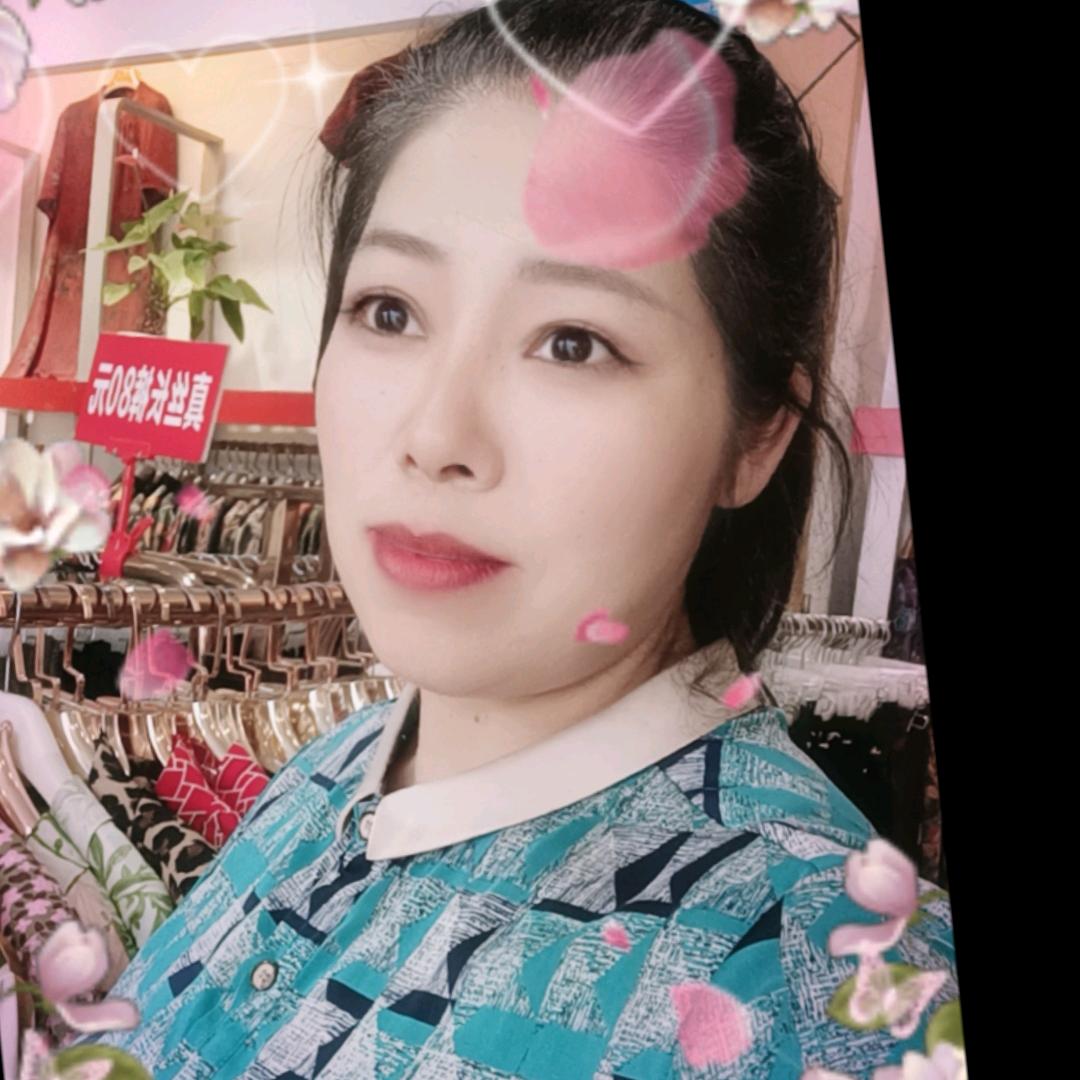 以勒丝绸服装店