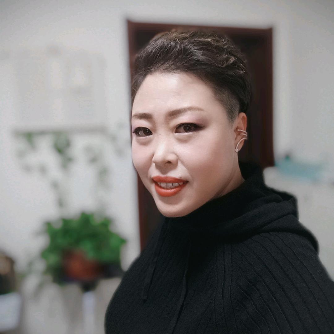 高高吖