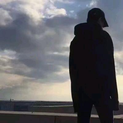 蓝梦月影