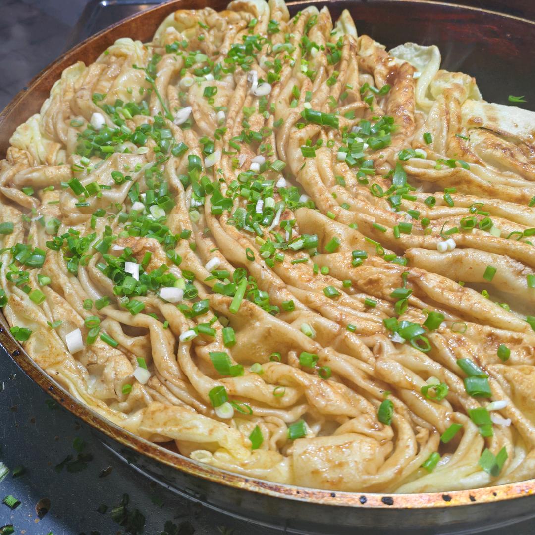 东北特色酱香饼 （九龙城夜市）