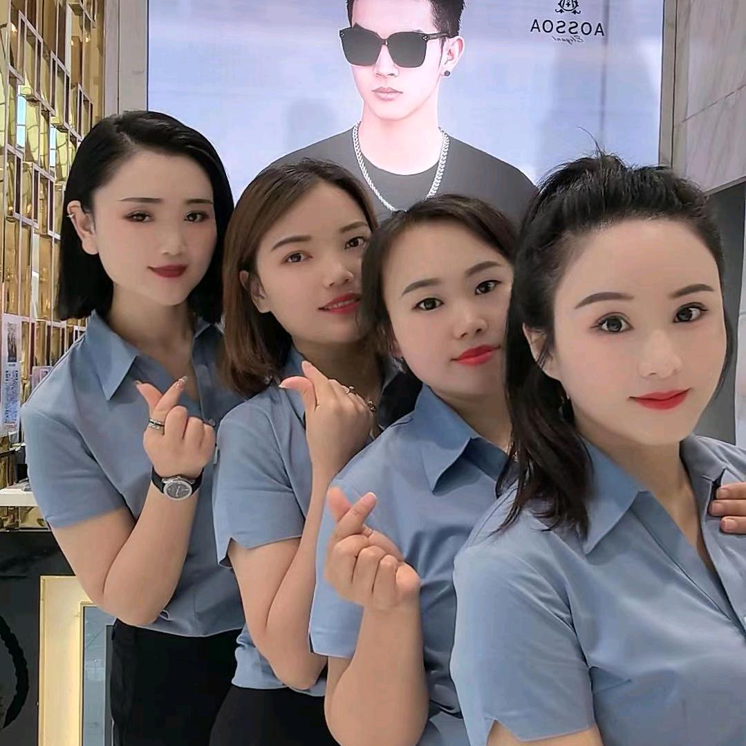 仁怀欧索男装～小敏