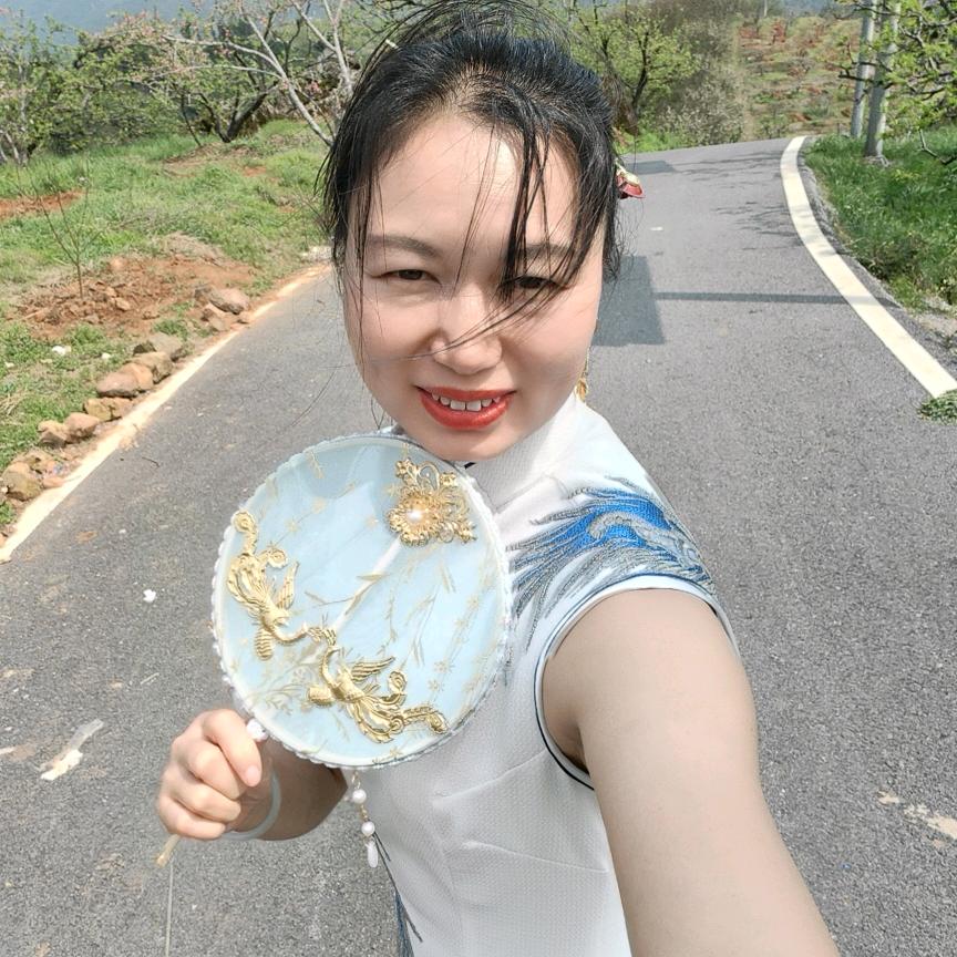 曾玲儿