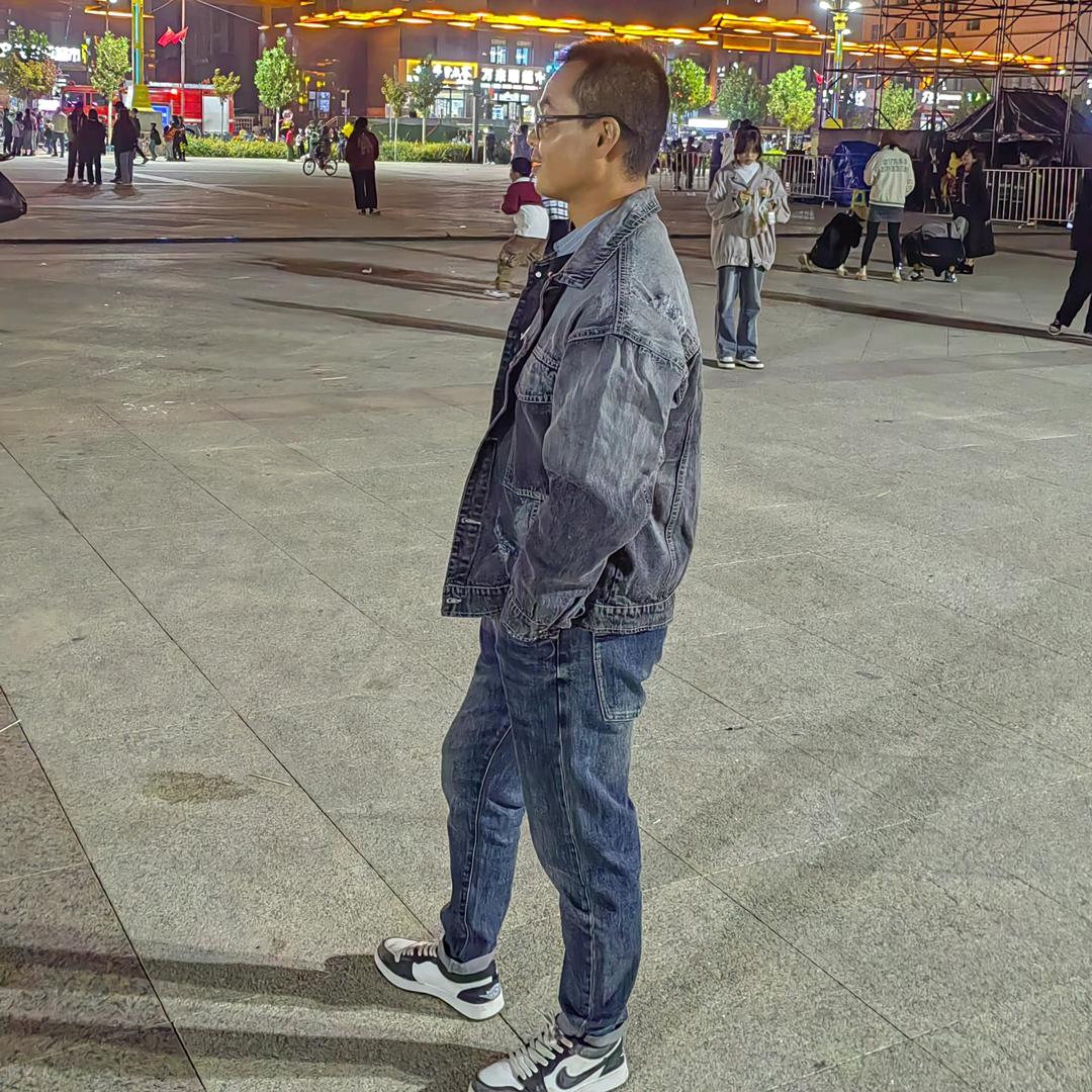 单身🐲龙哥 720