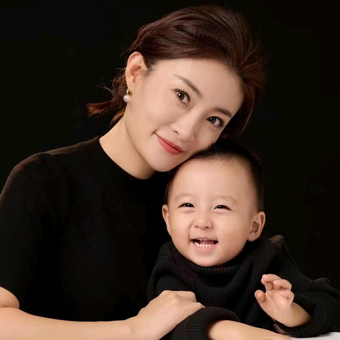 主持人彤遥@抖音