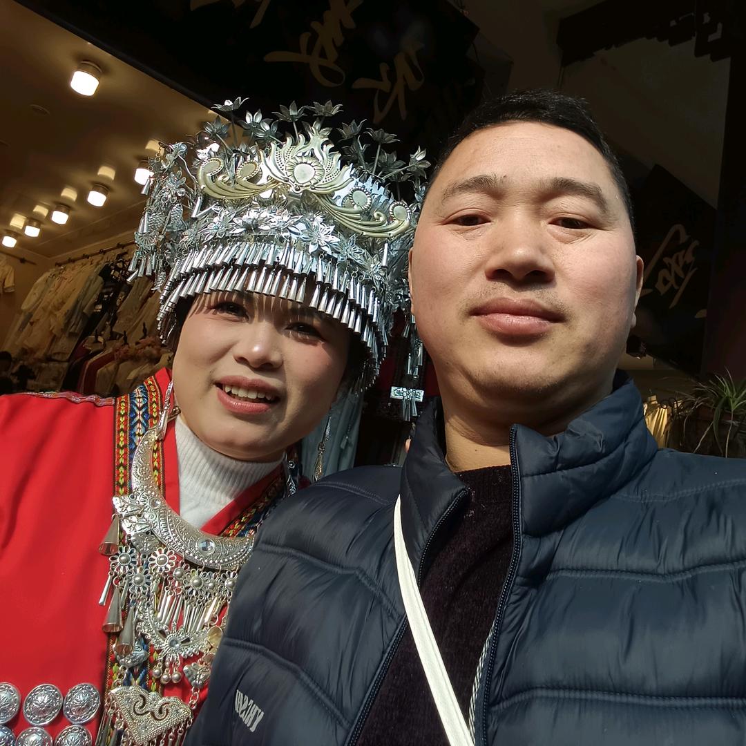李*墙面美容师