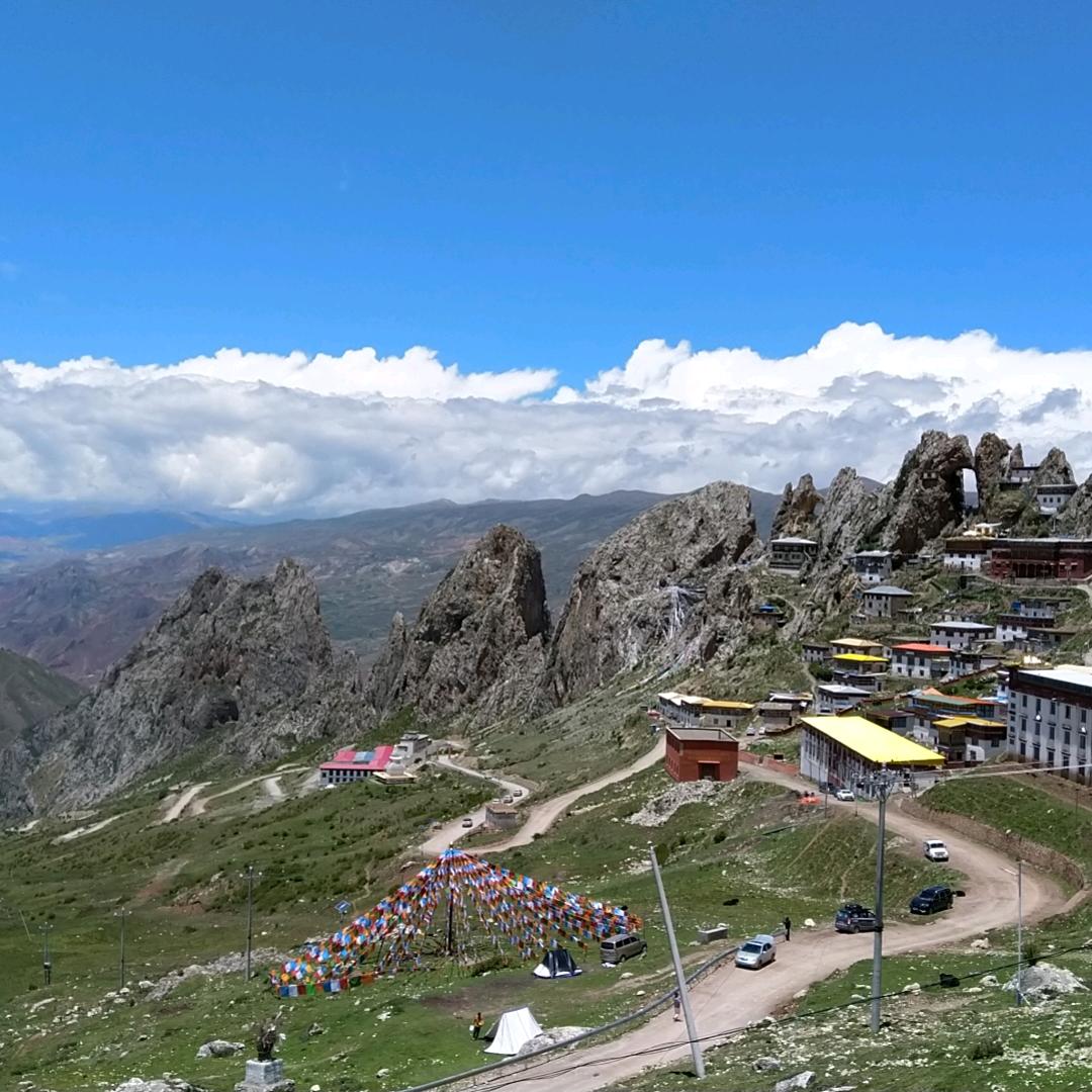 辣无常食品专营店