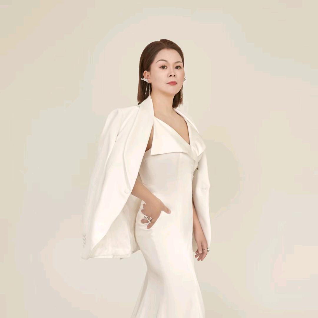 在缇香湾开美容养生工作室的萍姐