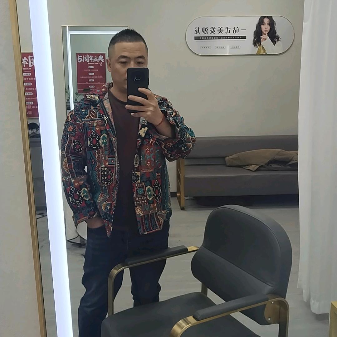 🍀磊✘哥🐍