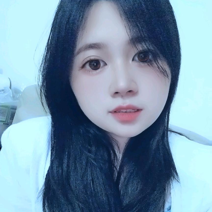 小霞💞不脱妆粉底液