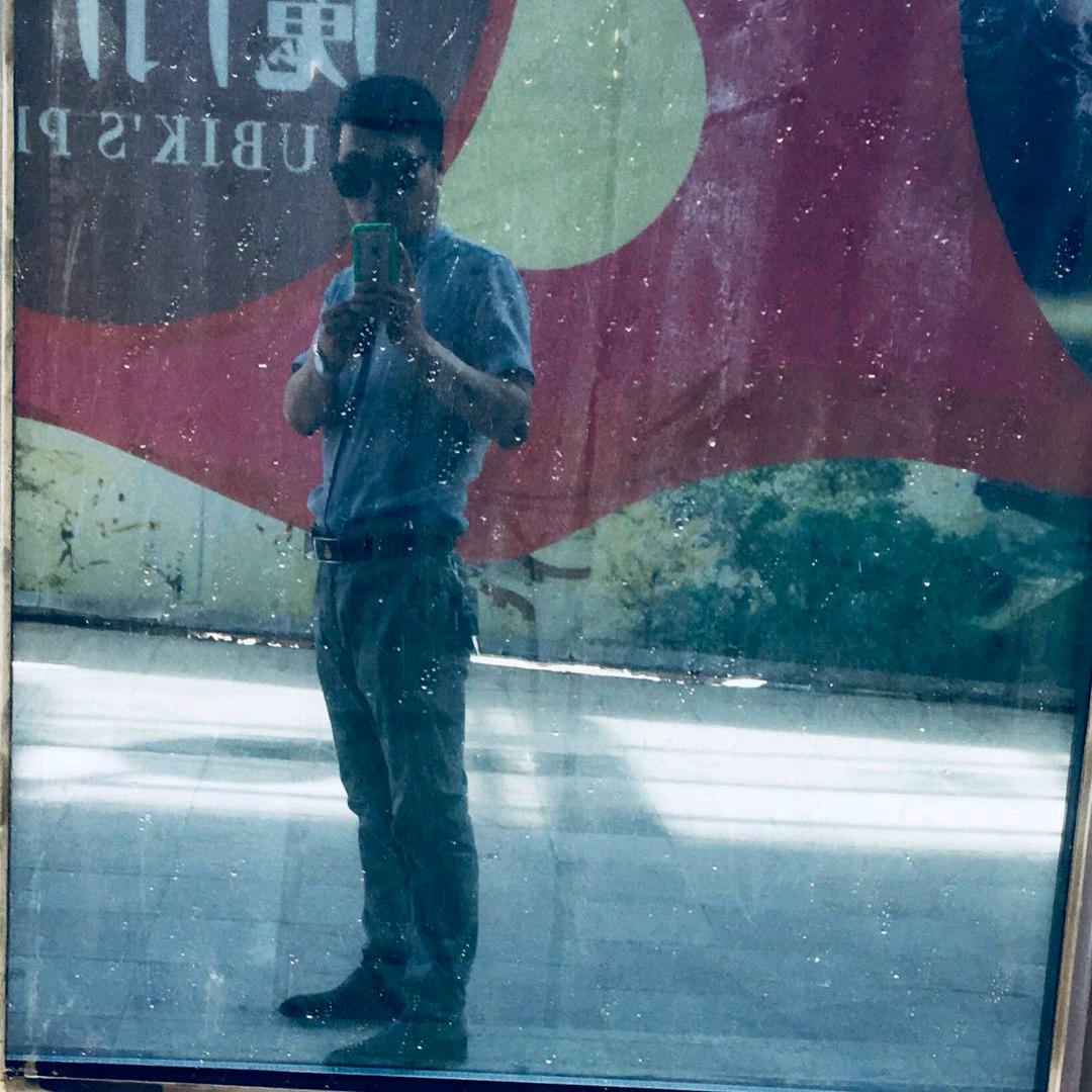 伊先生🚶