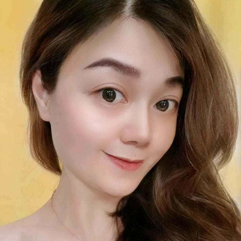 大眼妹