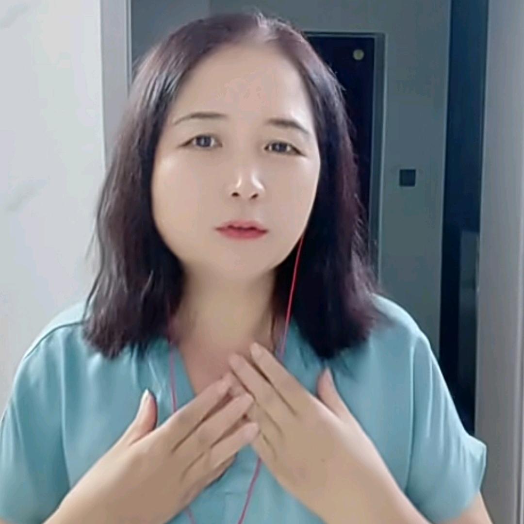小梁姐