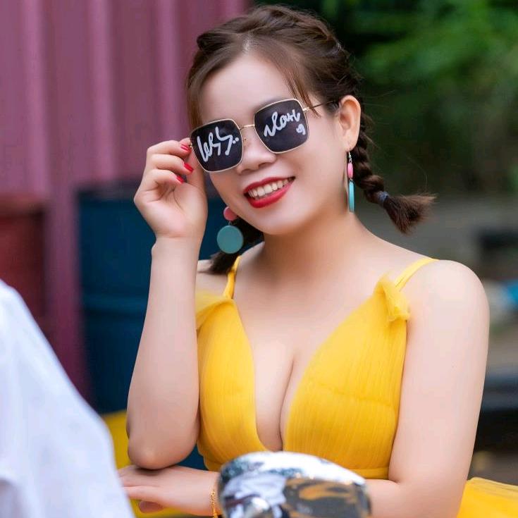 秦记潮舜猪掌柜猪脚饭