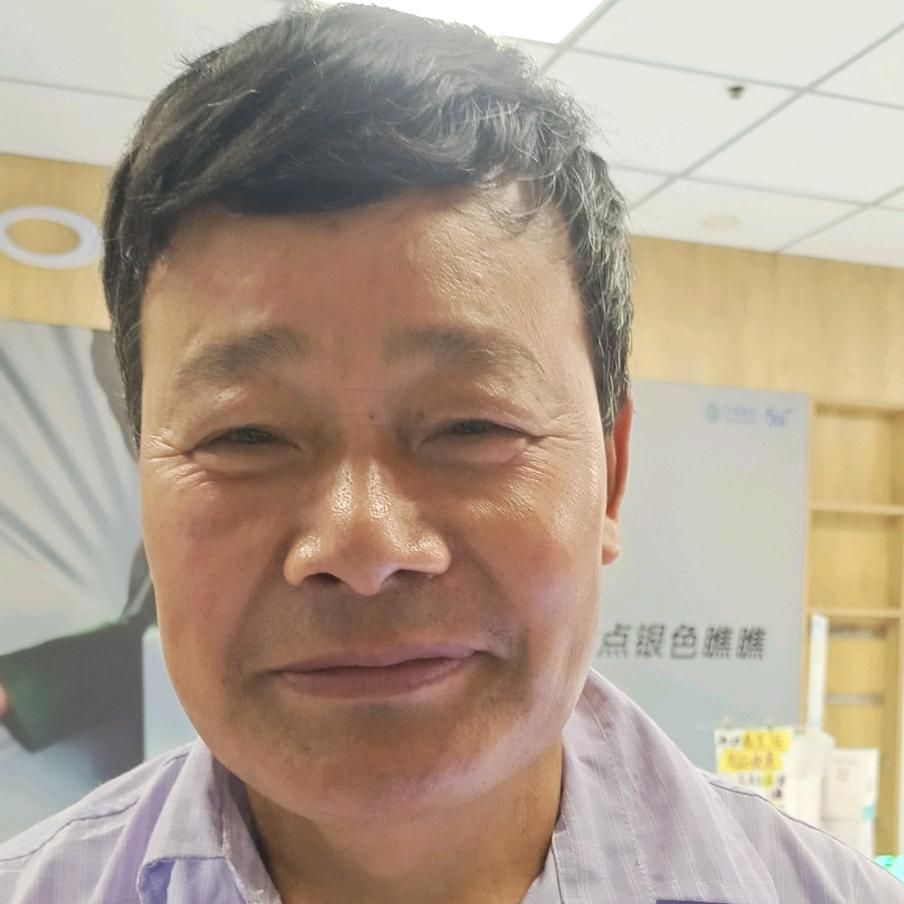 帐篷哥，直播早上6:30走路主播