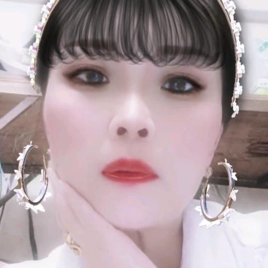 萌萌安宁(爱唱山歌)孤寡一个。