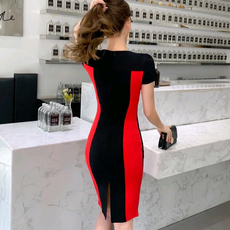 贝尔那化妆品店