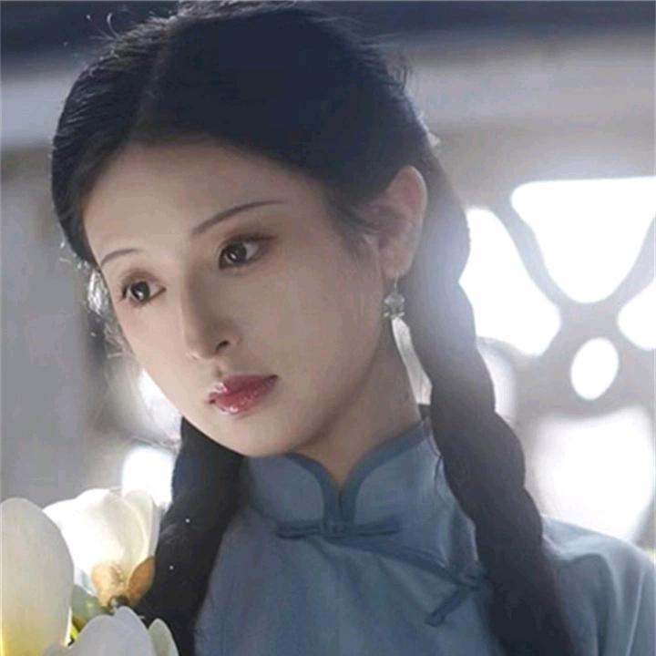 柳情似水 . 心若梅