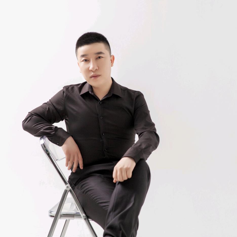 不吃香菜的大龙丶