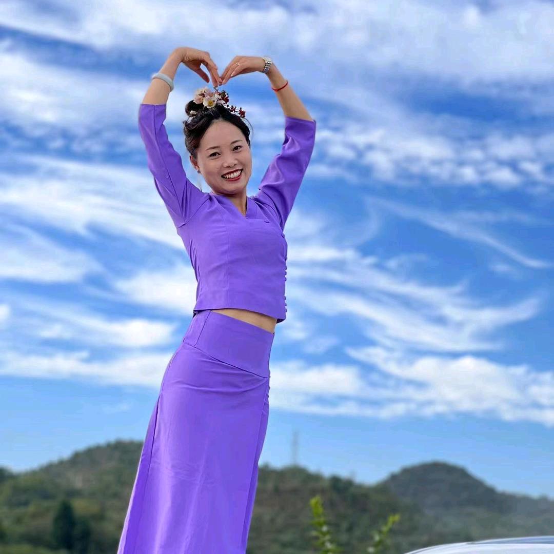 温柔的小芳