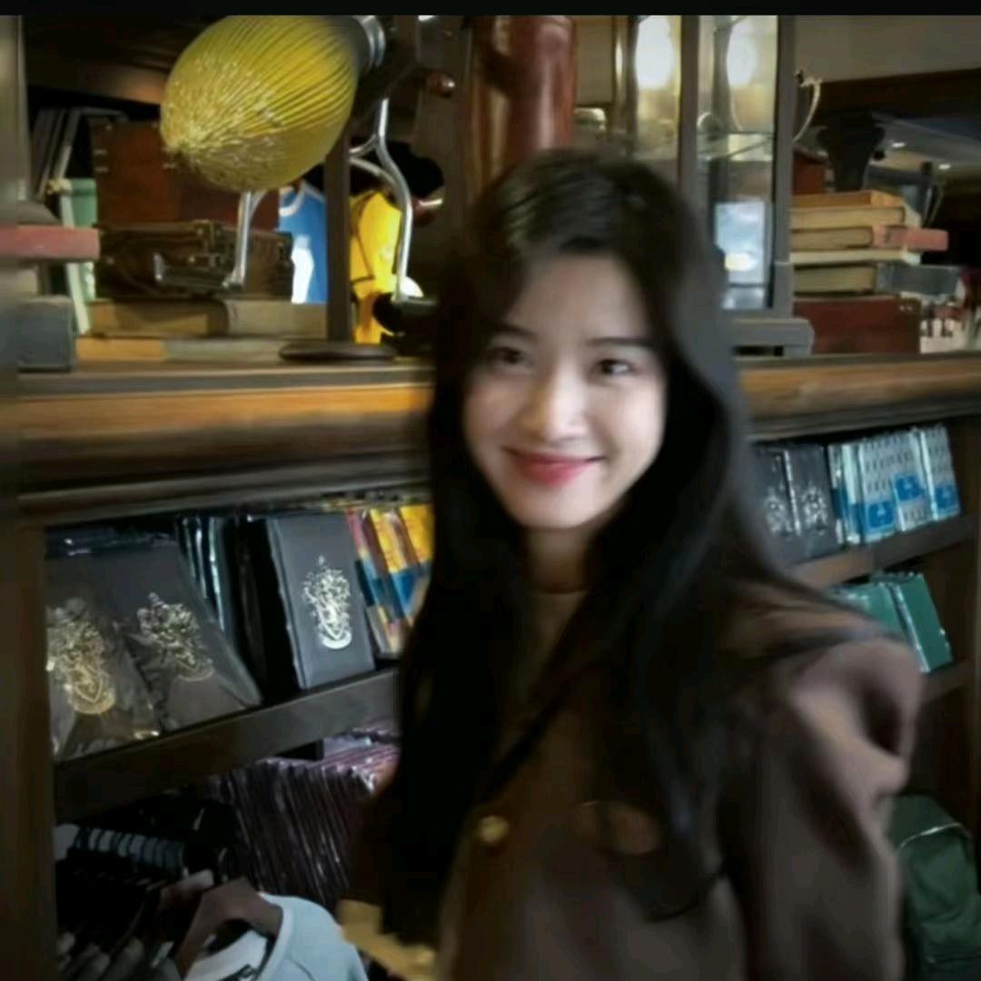 22 岁富贵小姨