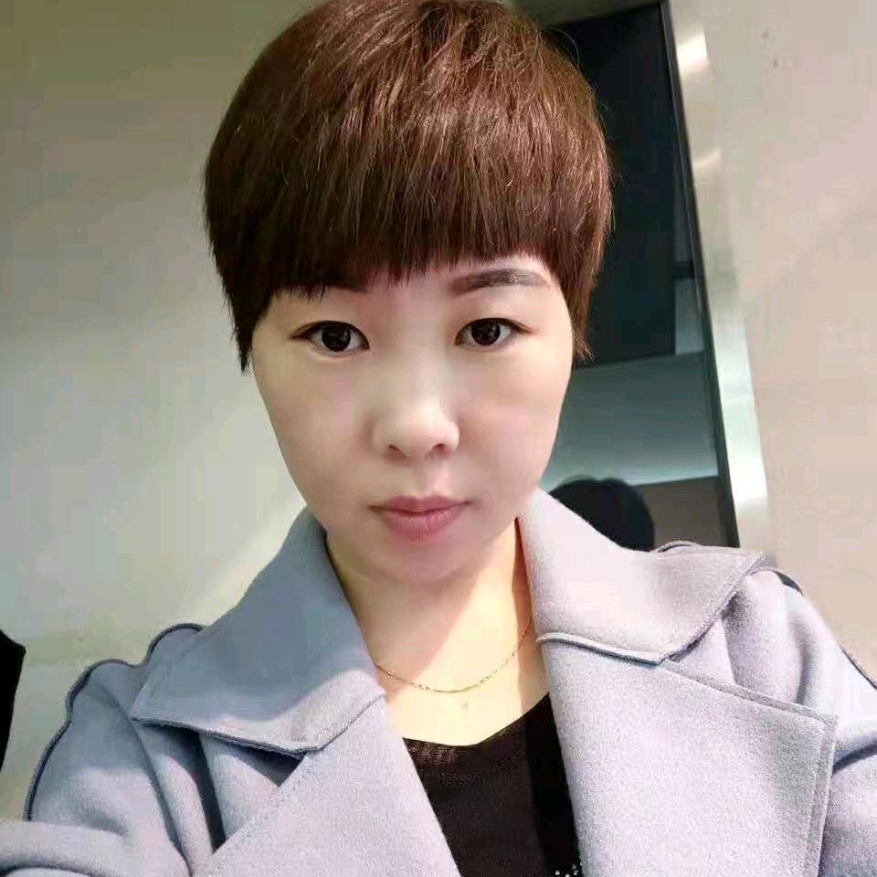 依辰实木家具店