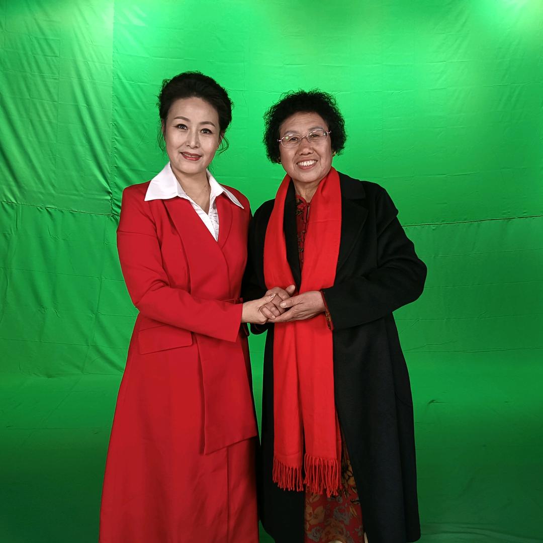 王银银