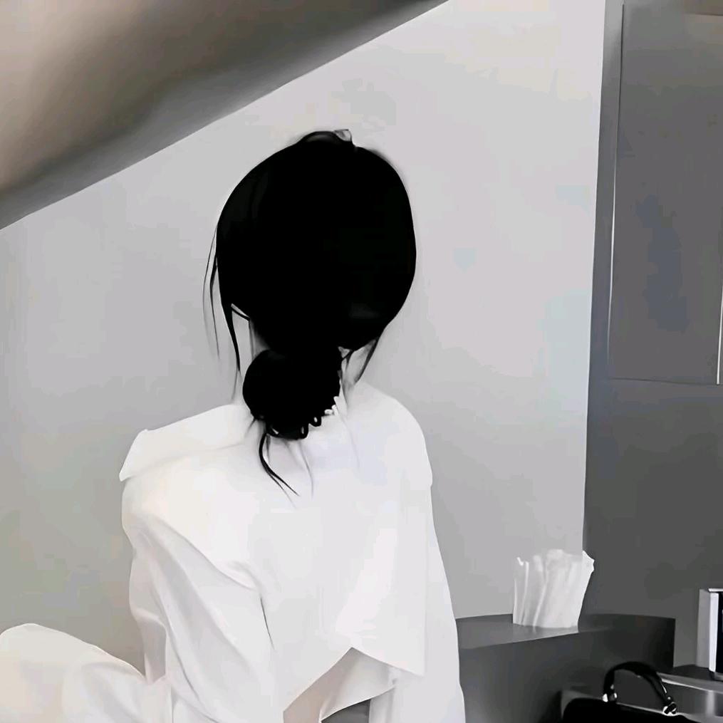 ╪─小可欣 ╯з︶