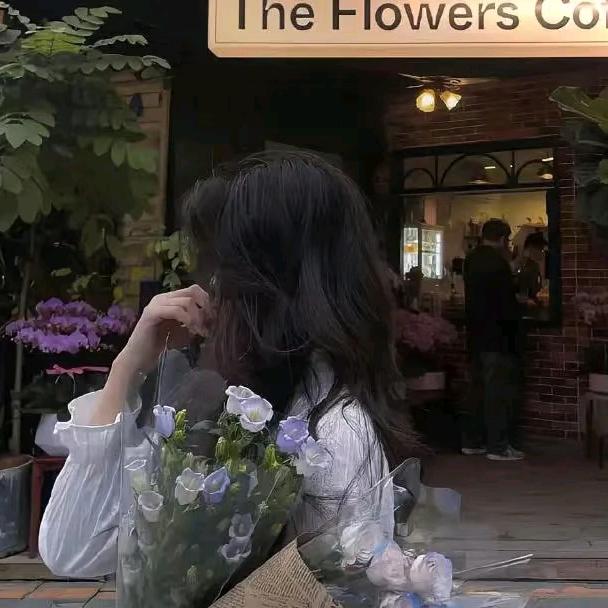 李小曼
