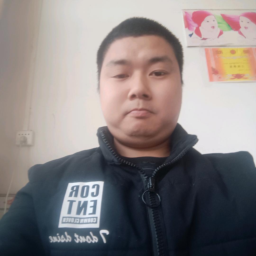 我是覃海波下午18点开播聊天主播