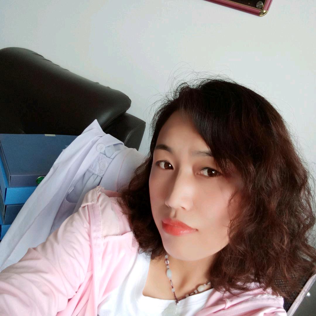 @霞霞姐