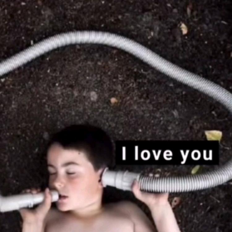 一见你就笑