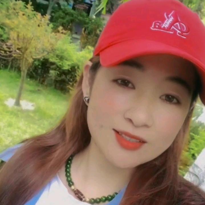 💃阳光♥️下的♥️女孩💃