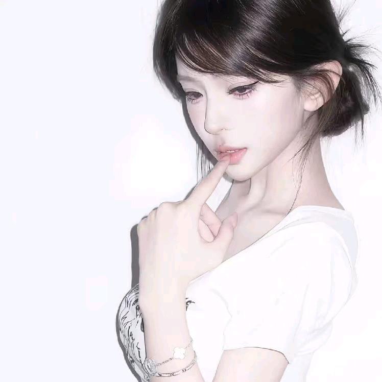莹.