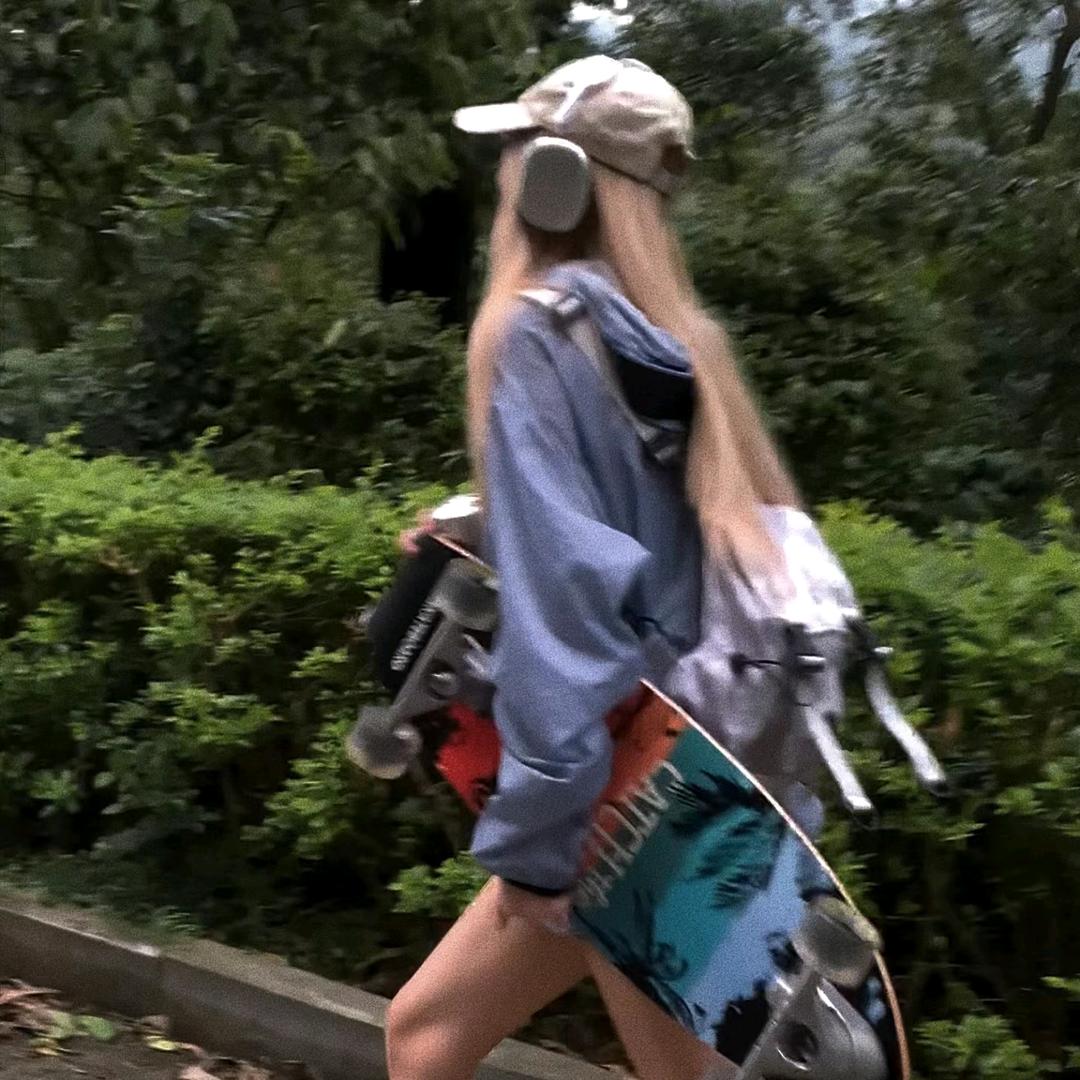 寄星星的快递员✨