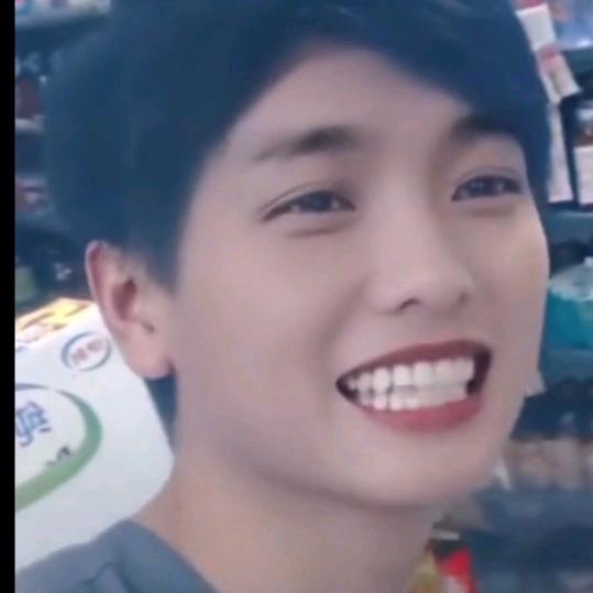 西充君豪@风在这里教练，川R4883学