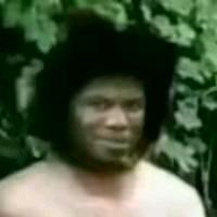 开着拖拉机迎接冬天的到来