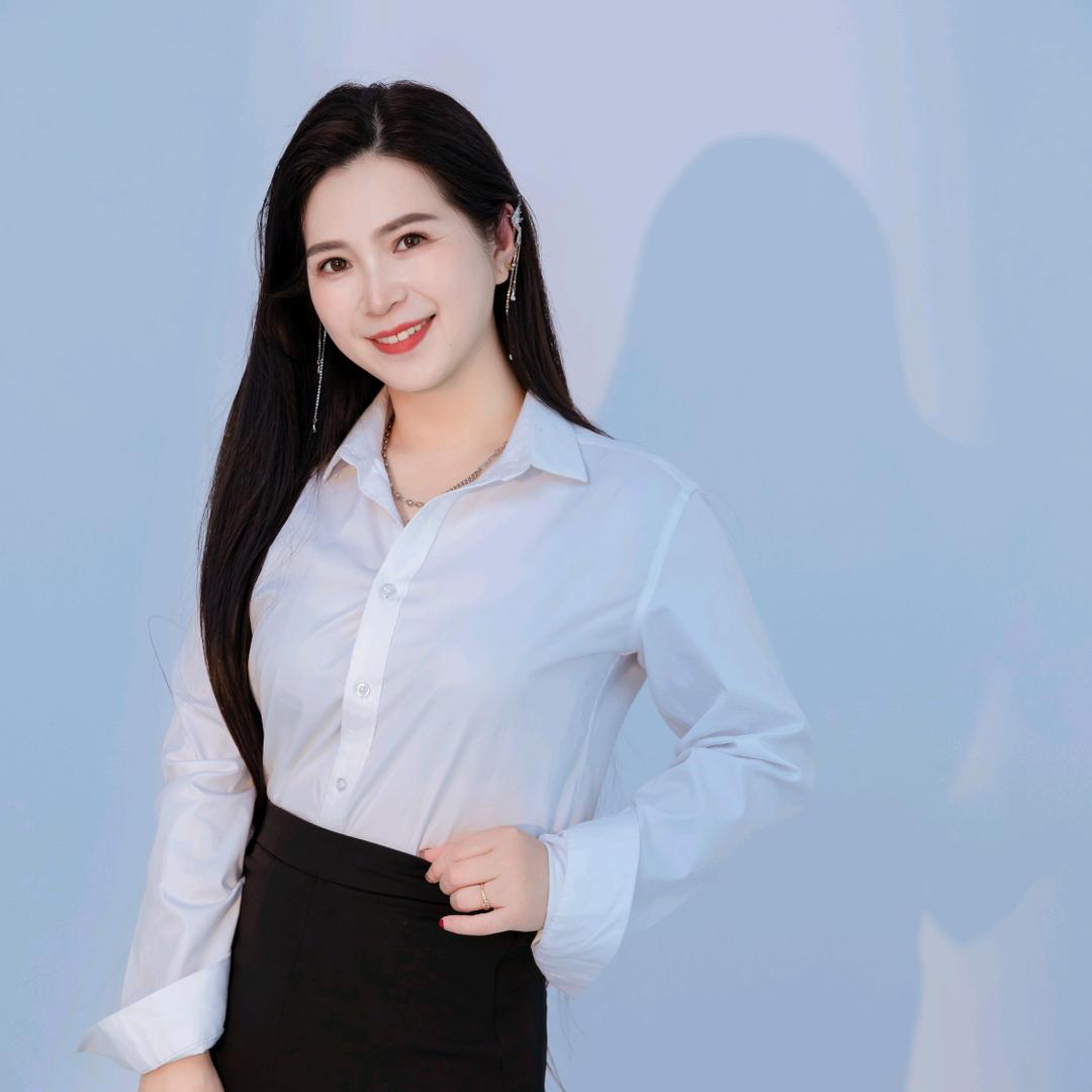 玲玲教艺培