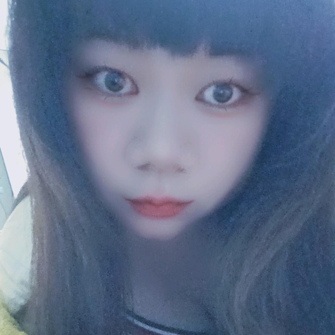 英.英